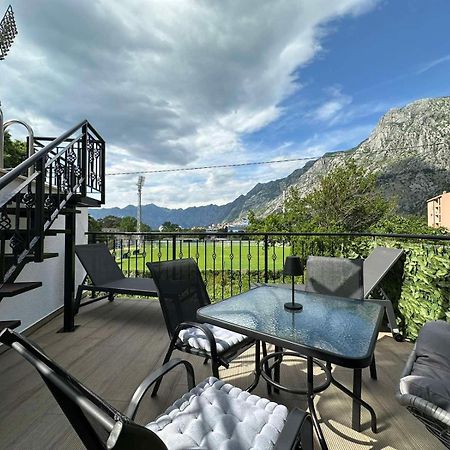 Sunshine Apartment With Private Pool And Parking Kotor Exterior foto