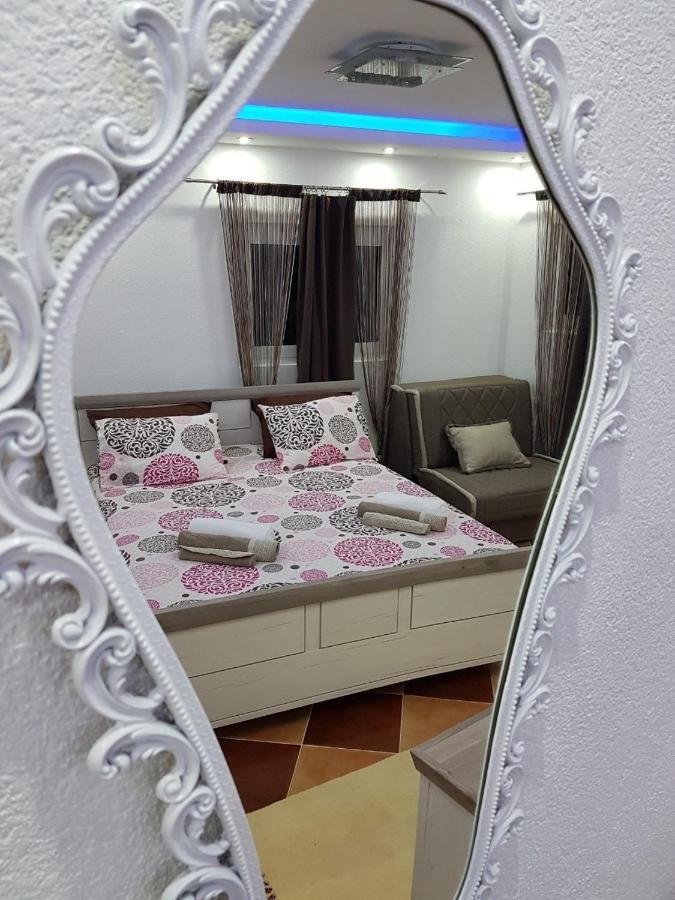 Sunshine Apartment With Private Pool And Parking Kotor Exterior foto