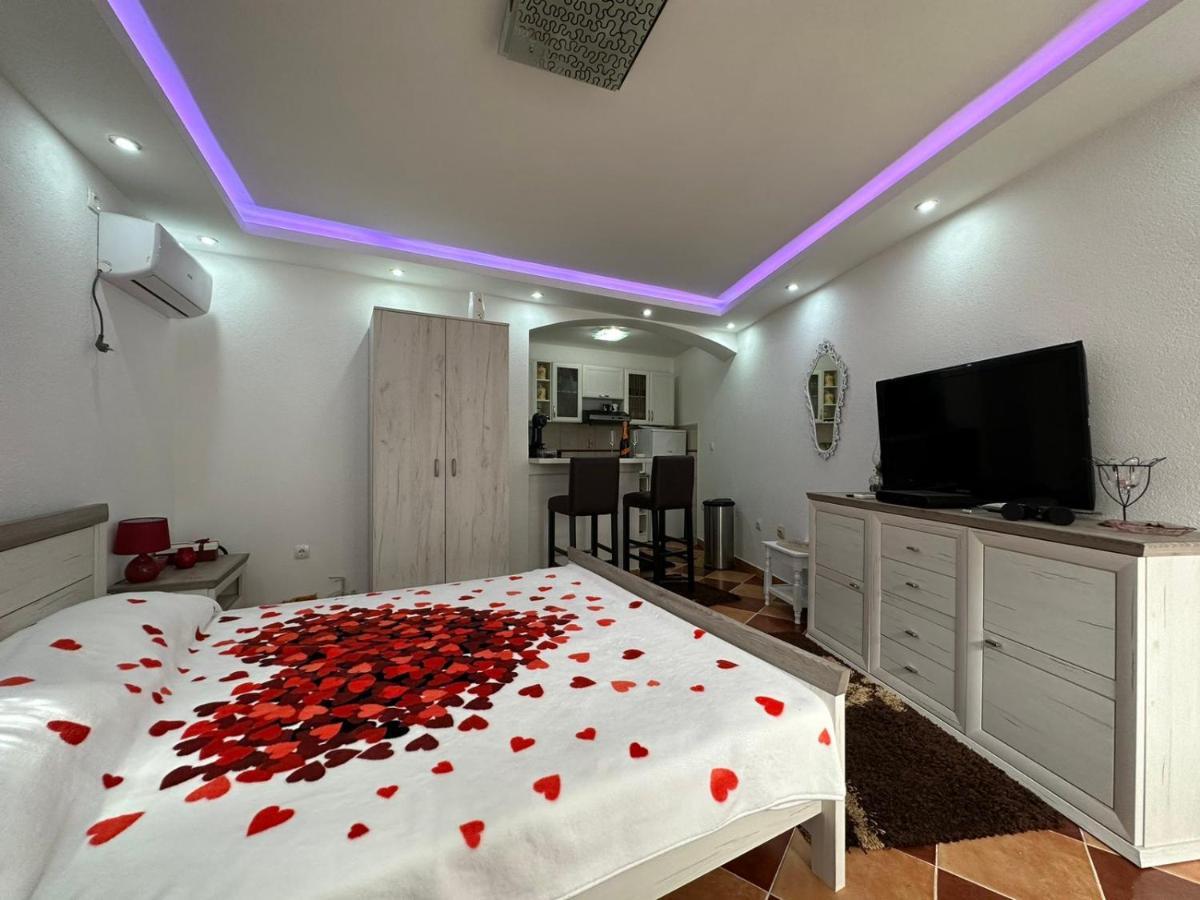 Sunshine Apartment With Private Pool And Parking Kotor Exterior foto